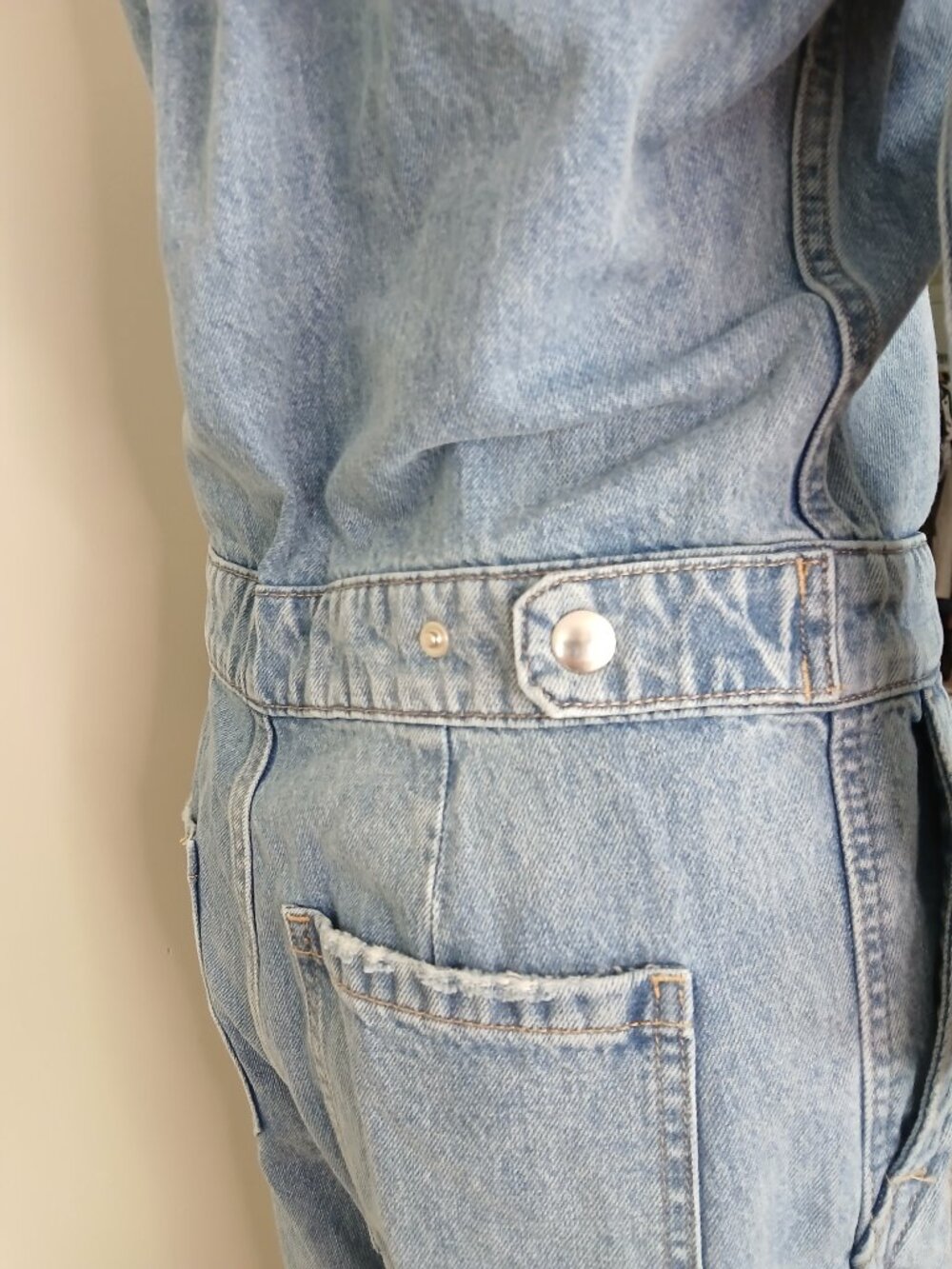 Aritzia Denim Forum The 90's Jumpsuit Size XS - Picture 4 of 9